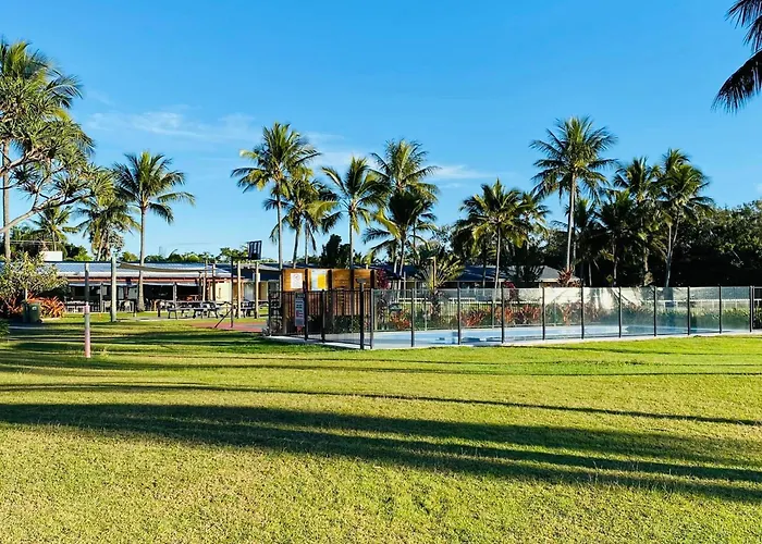 Sarina Beach Motel