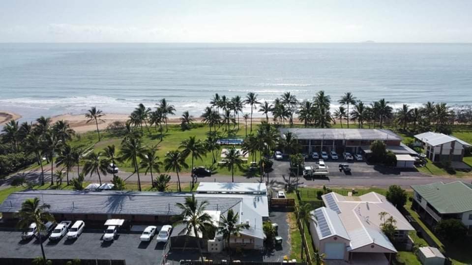 Sarina Grasstree Beach