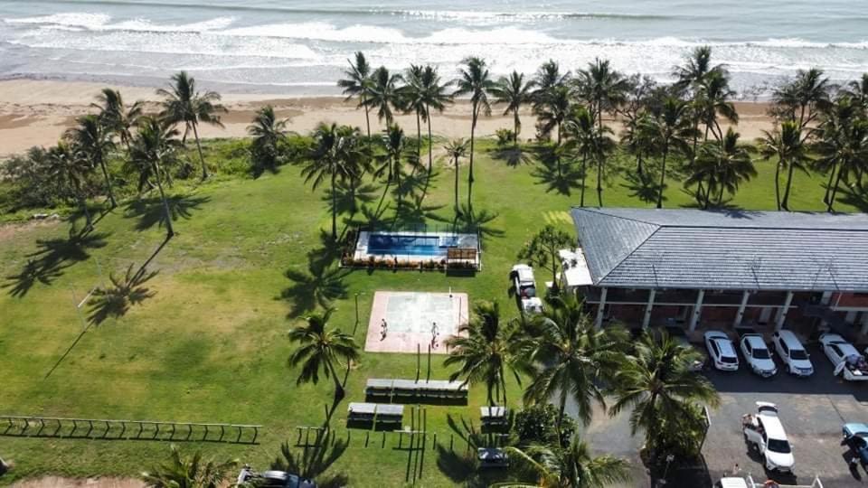 Sarina Motel Grasstree Beach