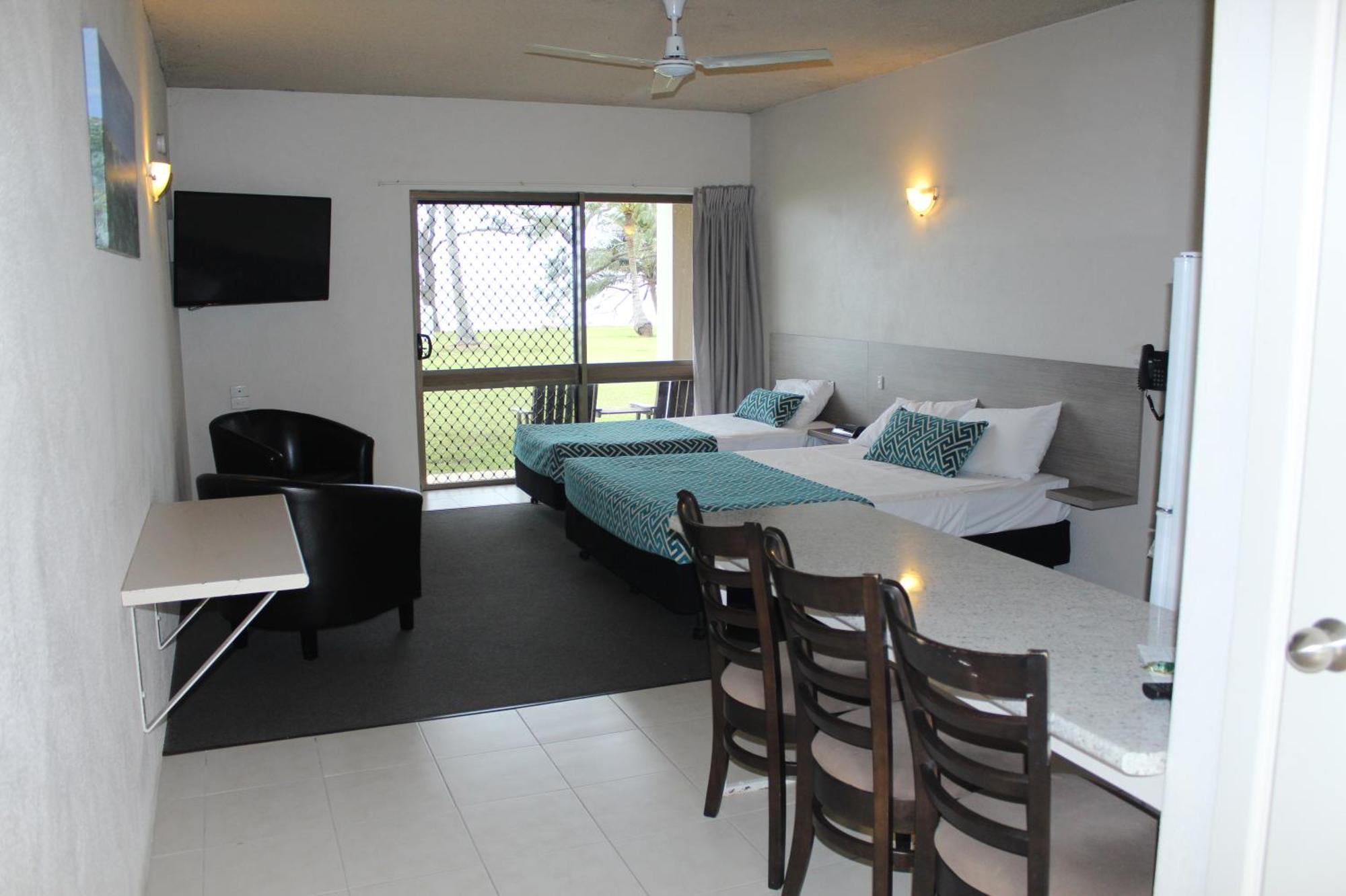 Sarina Motel Grasstree Beach
